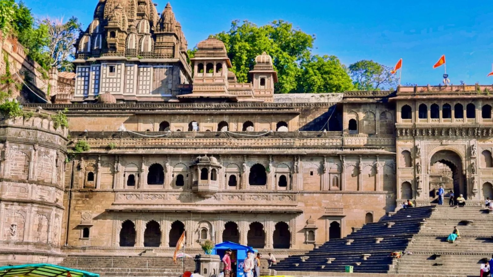 Day 03 : Omkareshwer - Maheshswer - indore